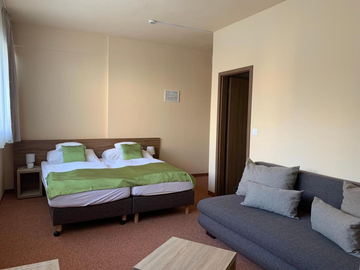 Centrooms Έγκερ Εξωτερικό φωτογραφία