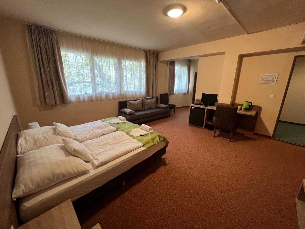 Centrooms Έγκερ Εξωτερικό φωτογραφία