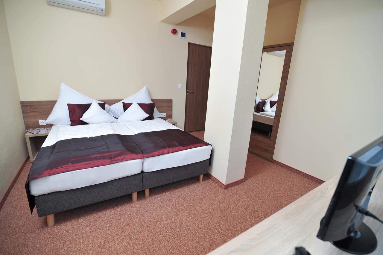 Centrooms Έγκερ Εξωτερικό φωτογραφία